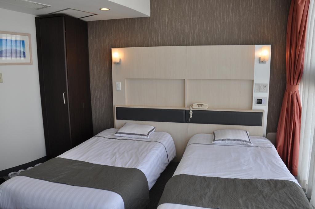 Hotel West Numazu Cameră foto
